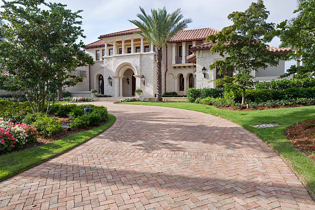 Best Driveway Pavers Near Me  in Kansas City, MO